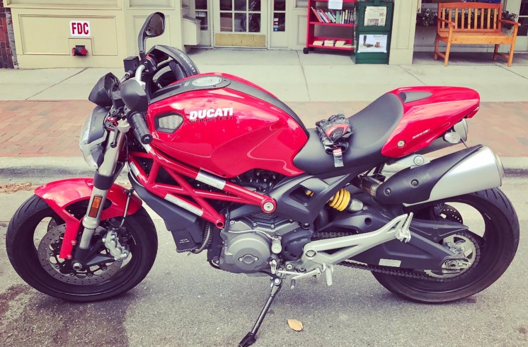 2014 Ducati MONSTER 696