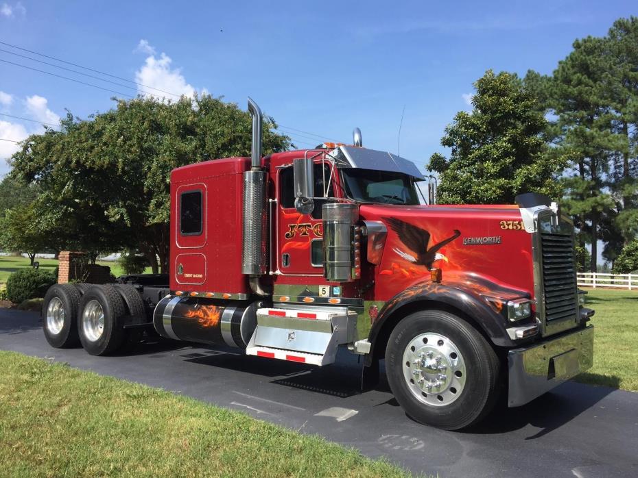 2006 Kenworth W900  Conventional - Sleeper Truck