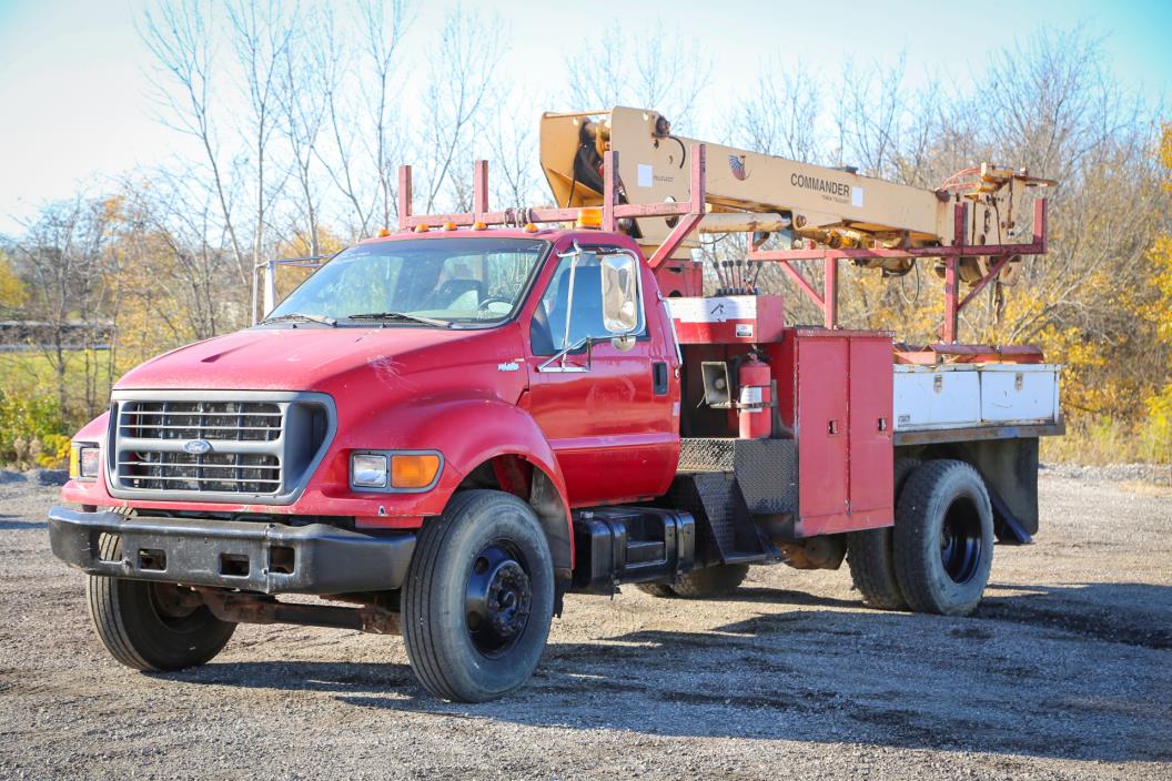2001 Ford F-750