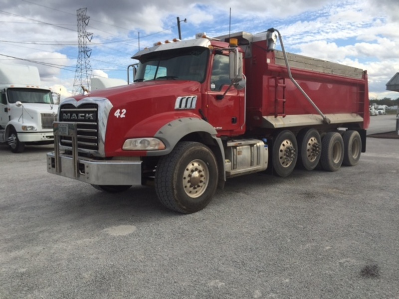 2014 Mack Granite  Dump Truck