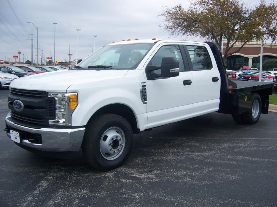2017 Ford F350 Crew Cab  Contractor Truck