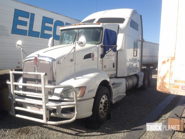 2011 Kenworth T600  Conventional - Sleeper Truck