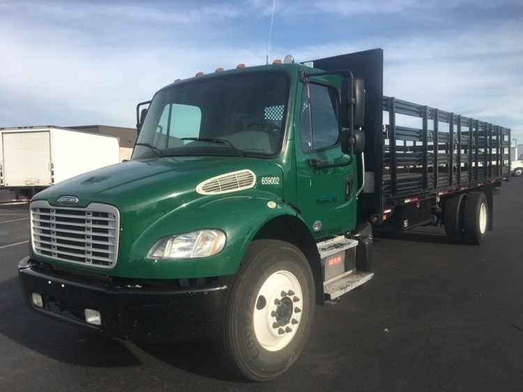 2013 Freightliner Business Class M2 106  Flatbed Truck