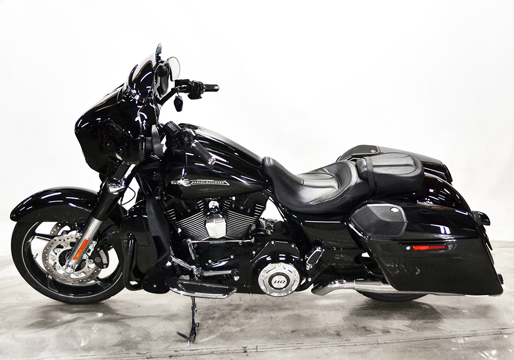2015 Harley-Davidson STREET GLIDE CVO FLHXSE