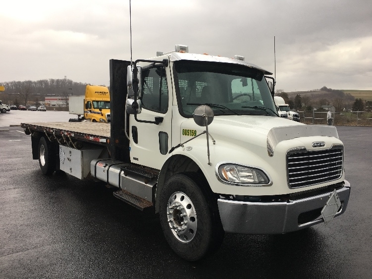 2011 Freightliner Business Class M2 106  Flatbed Truck