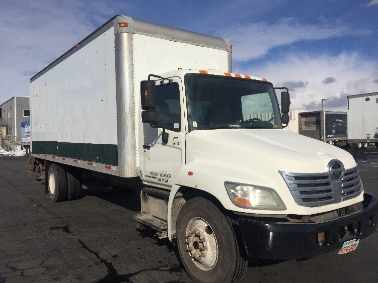 2009 Hino 268  Box Truck - Straight Truck