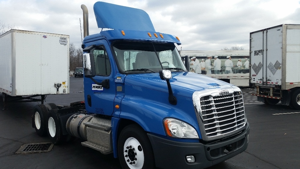 2014 Freightliner Cascadia  Conventional - Day Cab