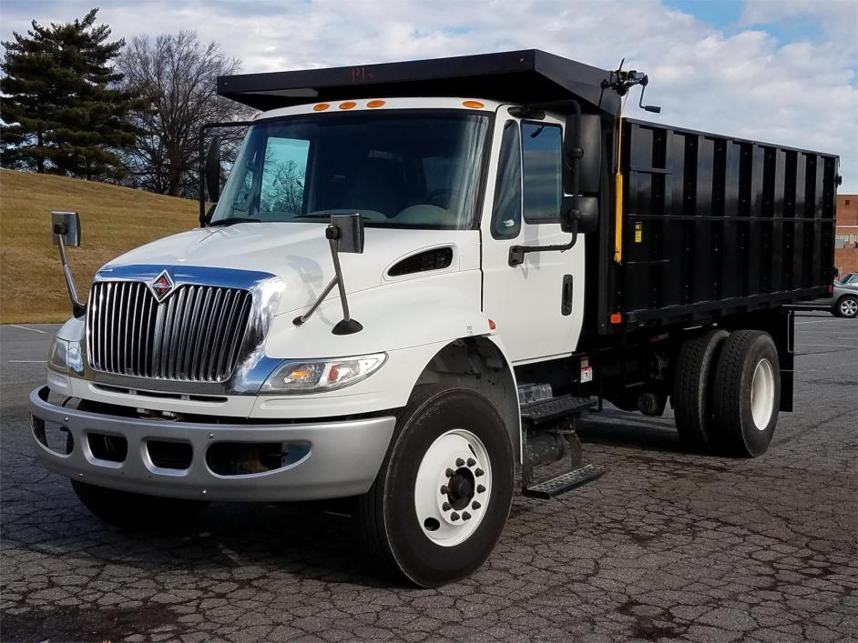 2012 International Durastar 4300  Landscape Truck