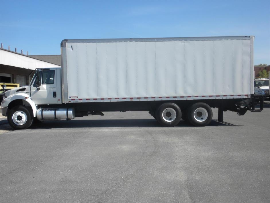 2012 International Durastar 4400  Box Truck - Straight Truck