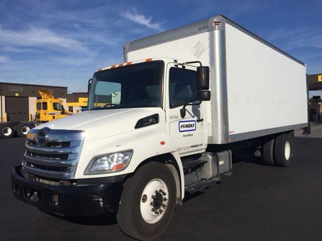 2013 Hino 268  Box Truck - Straight Truck