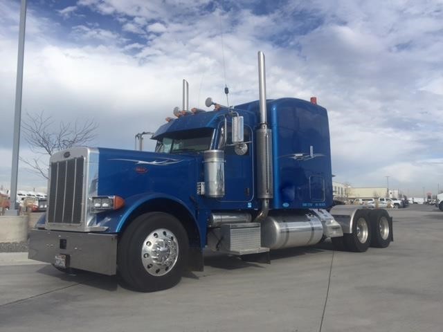 2007 Peterbilt 379exhd  Conventional - Sleeper Truck