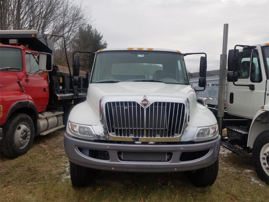 2014 International 4300  Cab Chassis