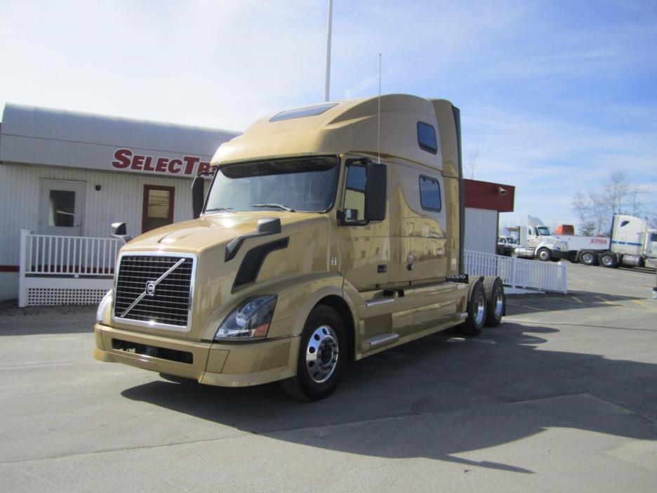 2014 Volvo Vnm64t780  Conventional - Sleeper Truck