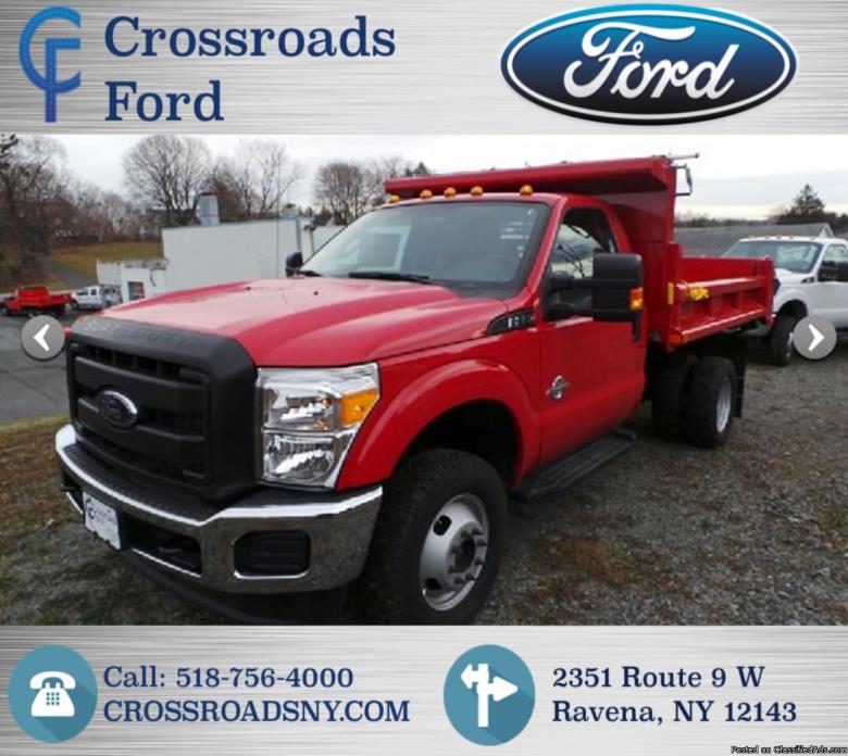 NEW 2015 Ford F-350 'XL' Regular Cab 141'' 4X4 DRW Chassis Cab!! N7049T