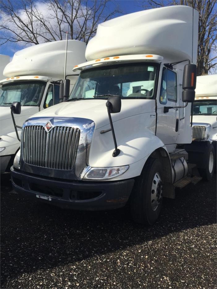 2013 International 8600  Conventional - Day Cab