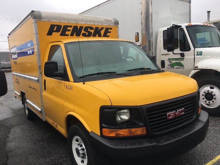 2013 Gmc Savana Cutaway  Box Truck - Straight Truck