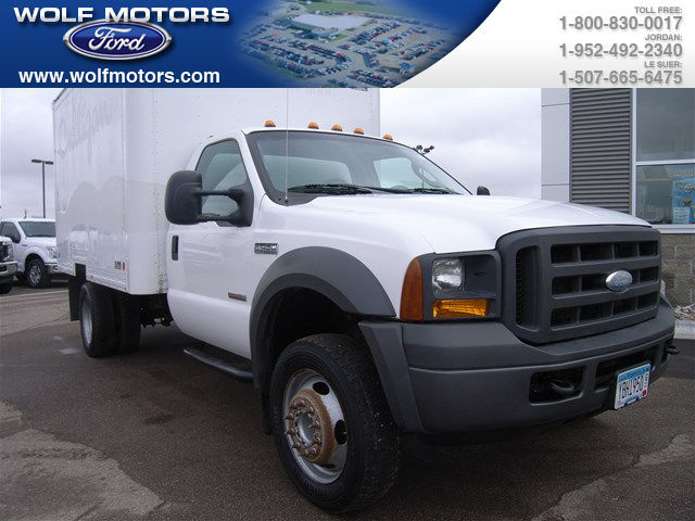 2005 Ford F-450  Cab Chassis