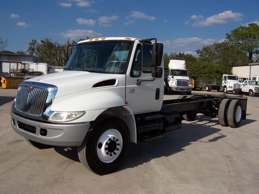 2007 International Durastar 4300  Cab Chassis