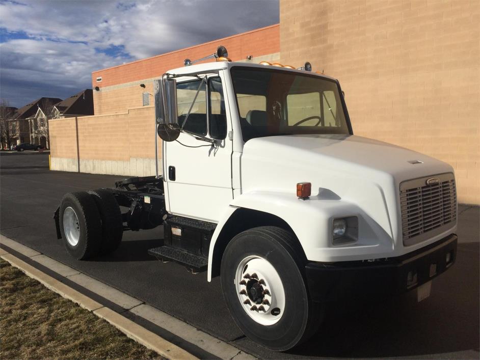 2001 Freightliner Fl80  Conventional - Day Cab