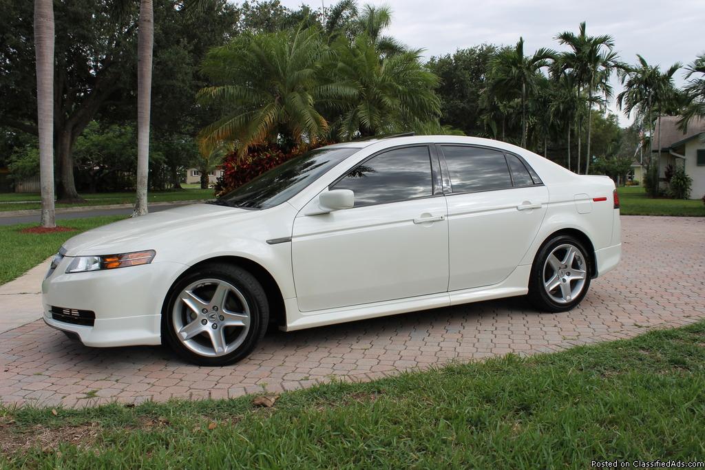 2006 Acura TL Navi & Back Up Camera