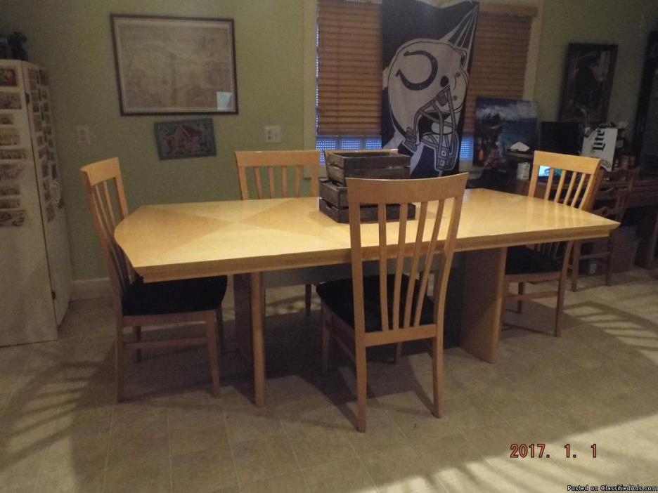 Modern Dining Table and Five Chairs, 0