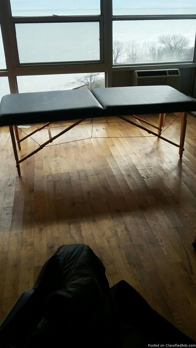 Brand new Massage Table