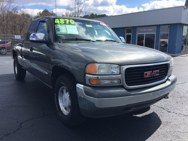 2000 Gmc Sierra 1500  Pickup Truck