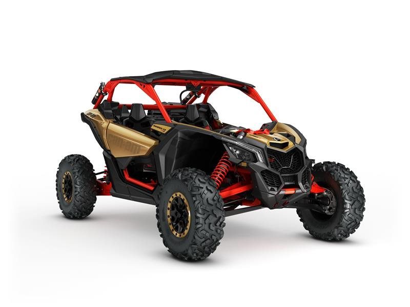 2017 Can-Am Maverick X3 X rs Turbo R Gold / Can-Am Red