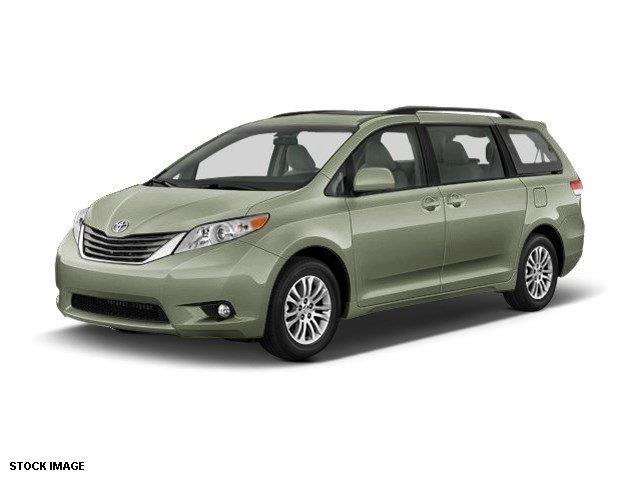 2014 Toyota Sienna Limited 7-Passenger