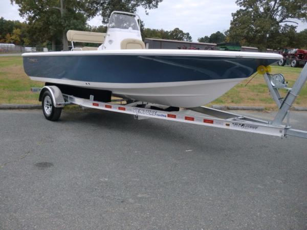 2016 TIDEWATER BOATS Select Model