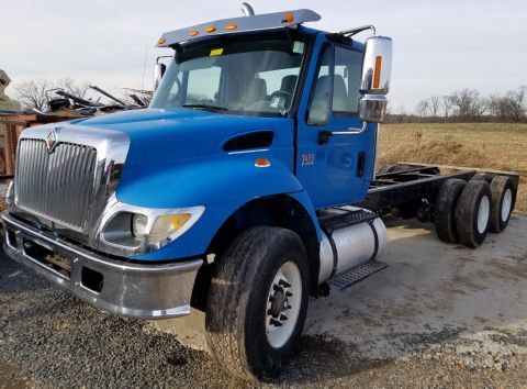 2007 International 7400  Cab Chassis