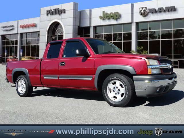 2005 Chevrolet Silverado 1500  Pickup Truck