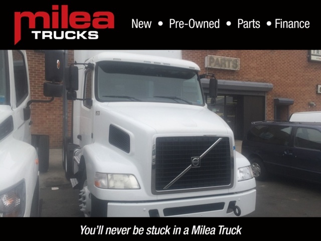 2011 Volvo Vnm420