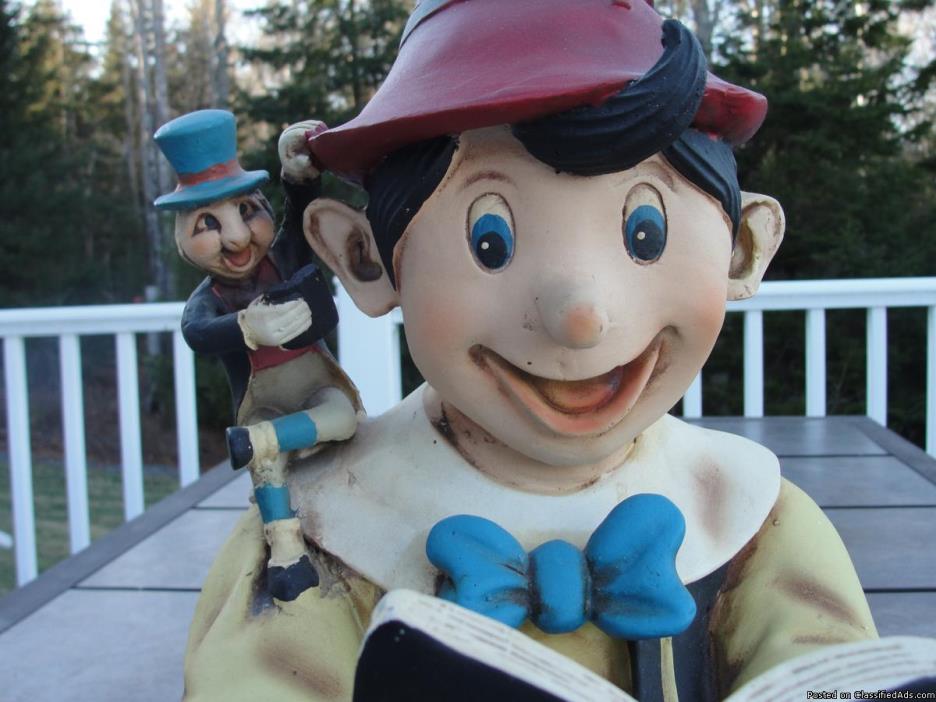 Pinnochio & Jiminy Crickett Lifesize Statue, 2