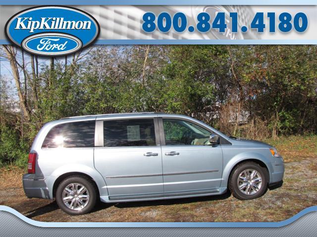 2009 Chrysler Town and Country Limited