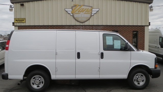 2014 Chevrolet Express G2500  Cargo Van