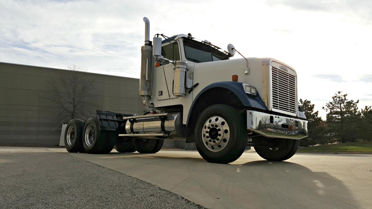 2007 Freightliner Fld12064st  Dump Truck