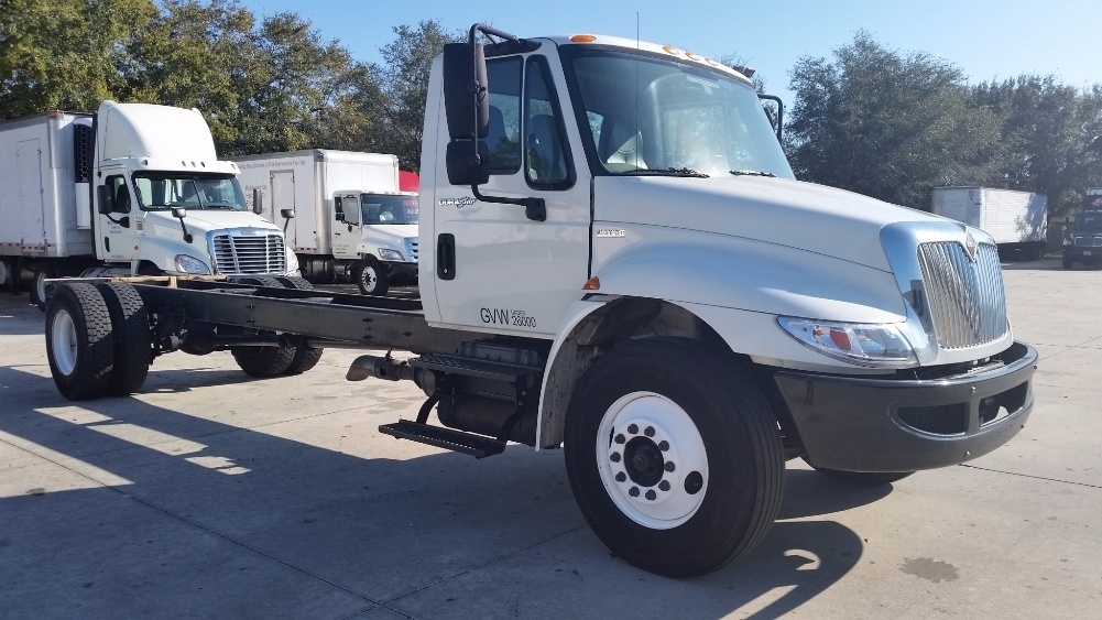 2010 International Durastar 4300  Box Truck - Straight Truck