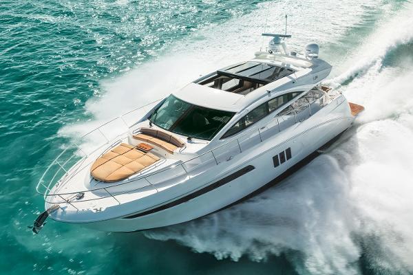 2017 Sea Ray L590