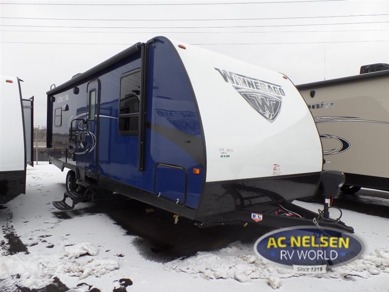 2017 Winnebago Industries Towables Minnie 2500 RL