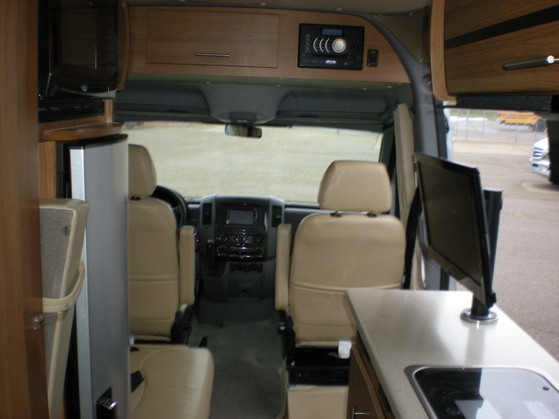 2014 Winnebago Era ERA 70A