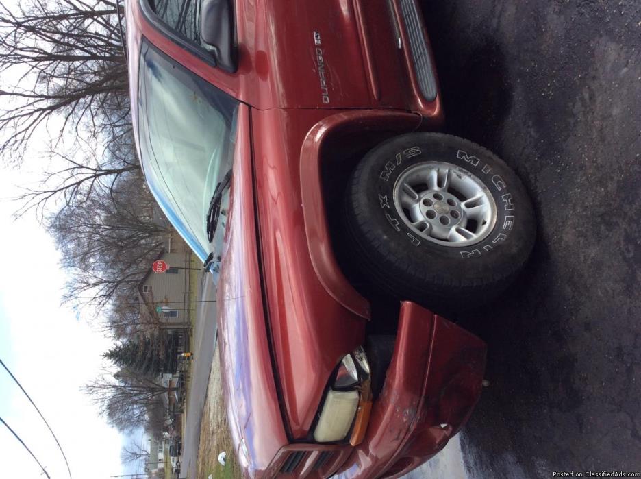 Parting out or sell whole 2001 Dodge Durango, 4