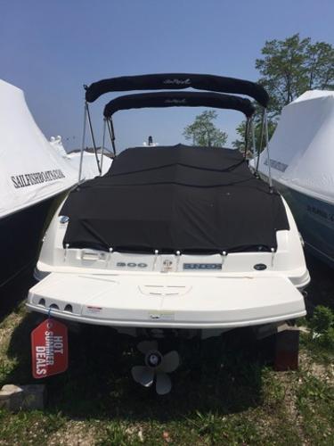 2015 Sea Ray 300 Sundeck