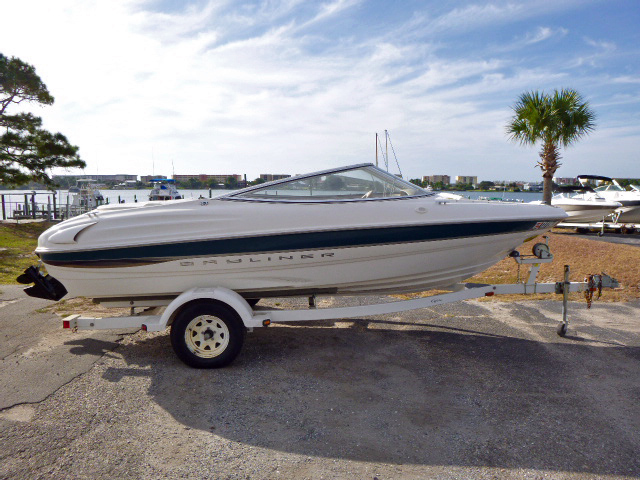 2000 Bayliner 18 capri