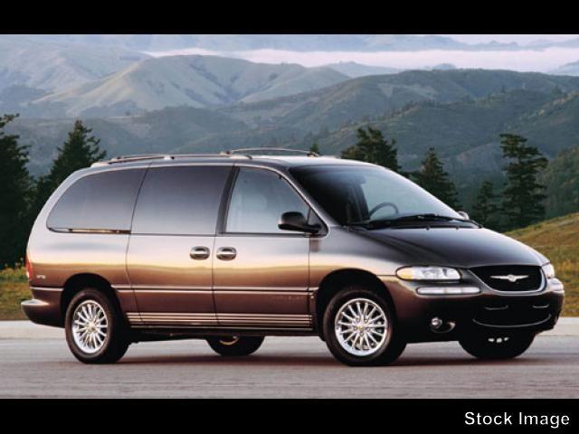 2000 Chrysler Town and Country Limited