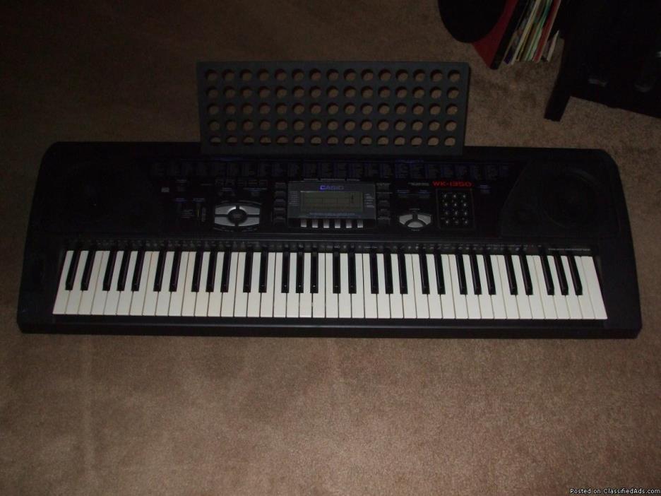 Hammond A102 Organ and 2 Keyboards and Mixer, 2