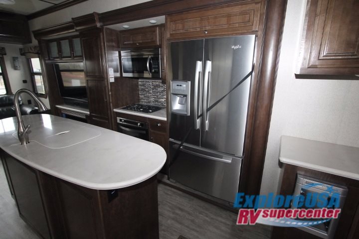 2017 Redwood Rv Redwood 3901WB