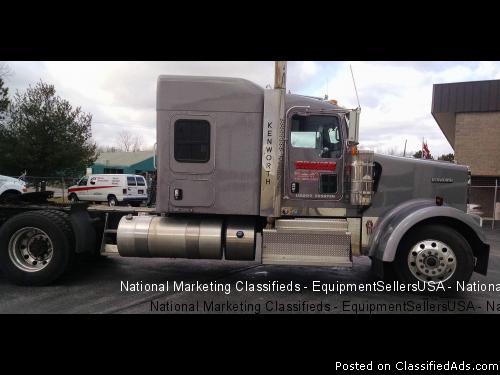 2014 KENWORTH W 900 for sale in Loweville NY, 2