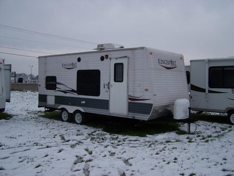 2009 Gulf Stream Kingsport 22'