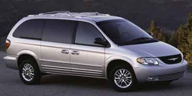 2003 Chrysler Town and Country LX Popular